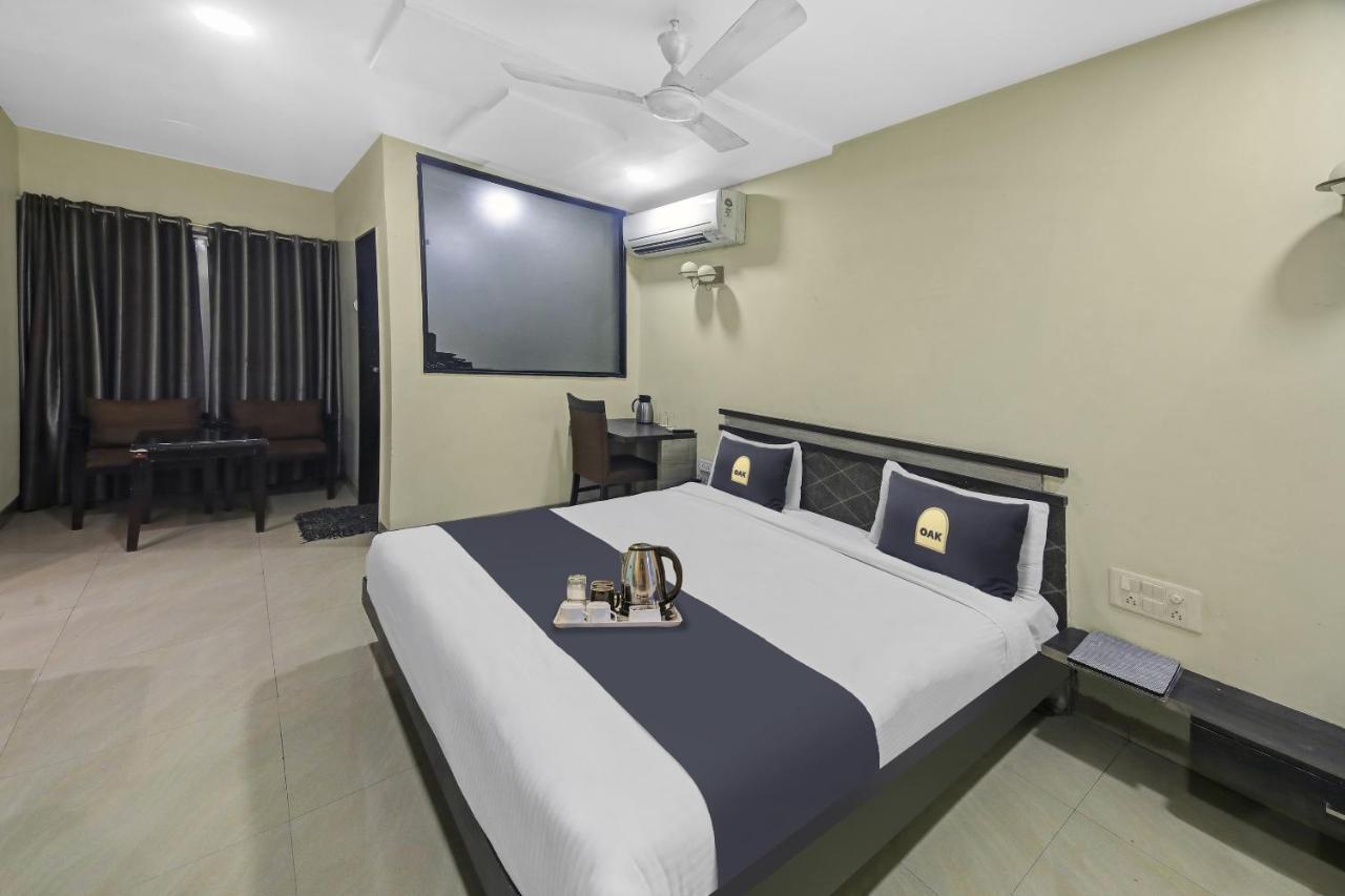 Townhouse Oak Hotel The Sudesh Rāipur Exterior foto